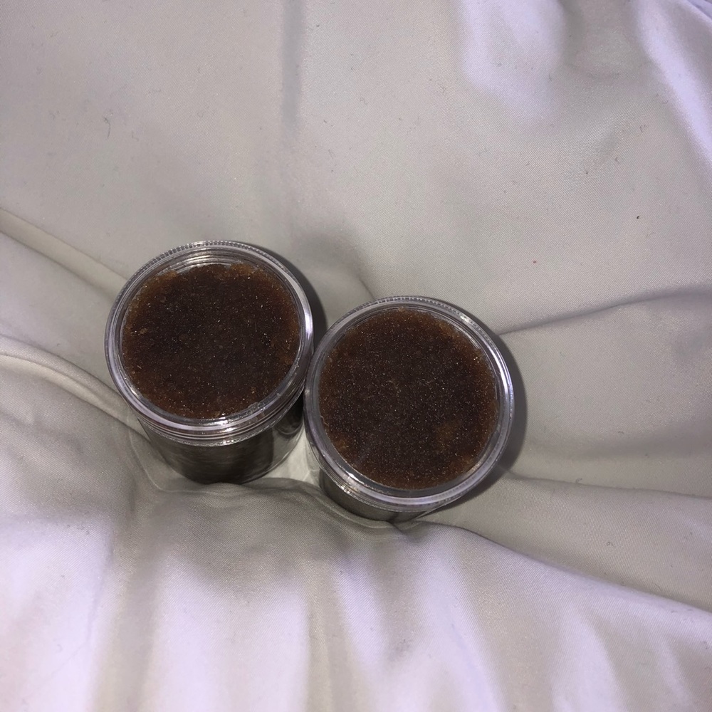 Coconut Brown Sugar Moisturizing Lip Scrub